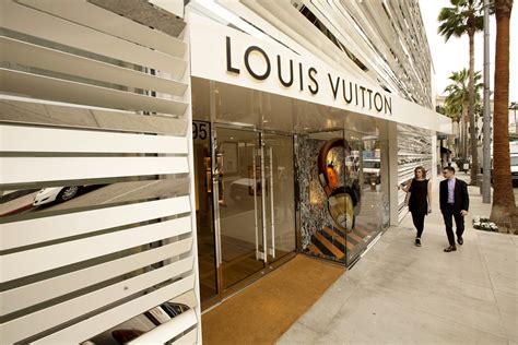 rodeo drive louis vuitton exhibit|louis vuitton show.